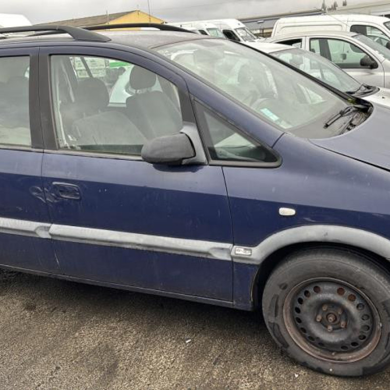 Feu arriere principal gauche (feux) OPEL ZAFIRA A Photo n°7
