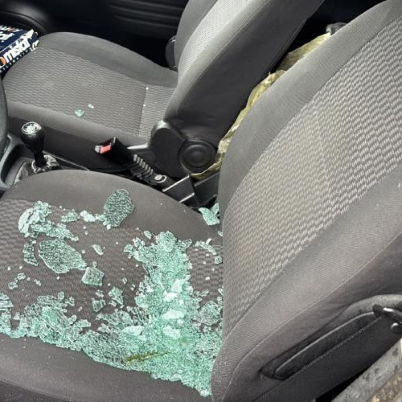 Feu arriere principal gauche (feux) OPEL ZAFIRA A Photo n°15