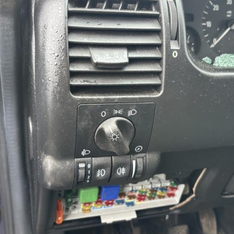 Feu arriere principal gauche (feux) OPEL ZAFIRA A Photo n°20