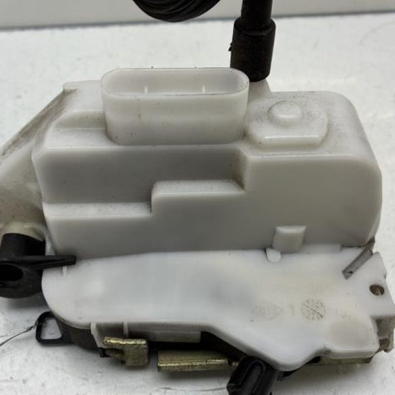 Serrure avant droit CITROEN C2 Photo n°4