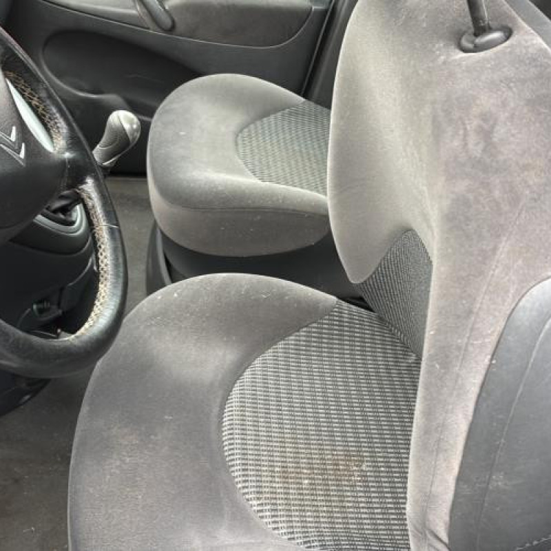 Optique avant principal gauche (feux)(phare) CITROEN XSARA PICASSO Photo n°14