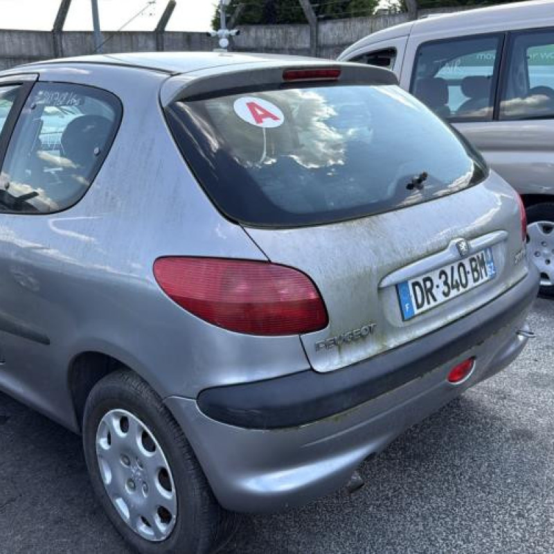 Face avant PEUGEOT 206 Photo n°8