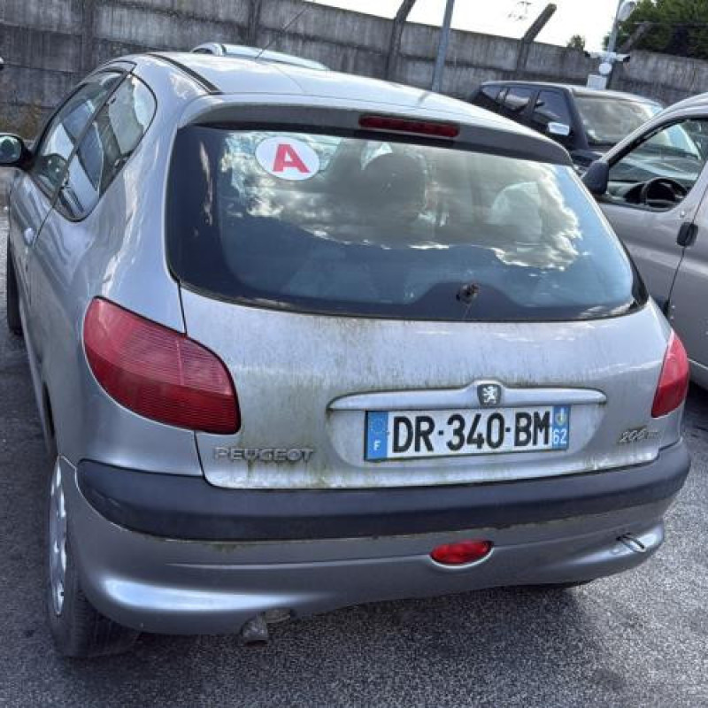 Face avant PEUGEOT 206 Photo n°9