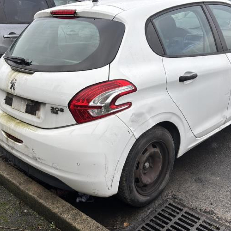 Feu arriere principal droit (feux) PEUGEOT 208 1 Photo n°6