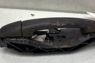 Poignee porte arriere droit PEUGEOT 208 1
