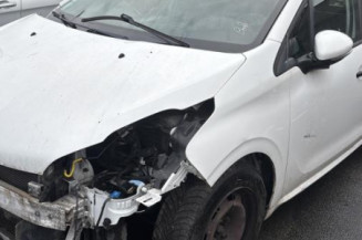 Poignee porte arriere droit PEUGEOT 208 1