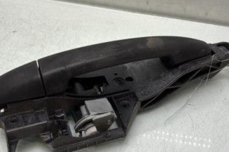 Poignee porte arriere gauche PEUGEOT 208 1 Photo n°1