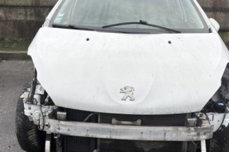 Serrure avant gauche PEUGEOT 208 1