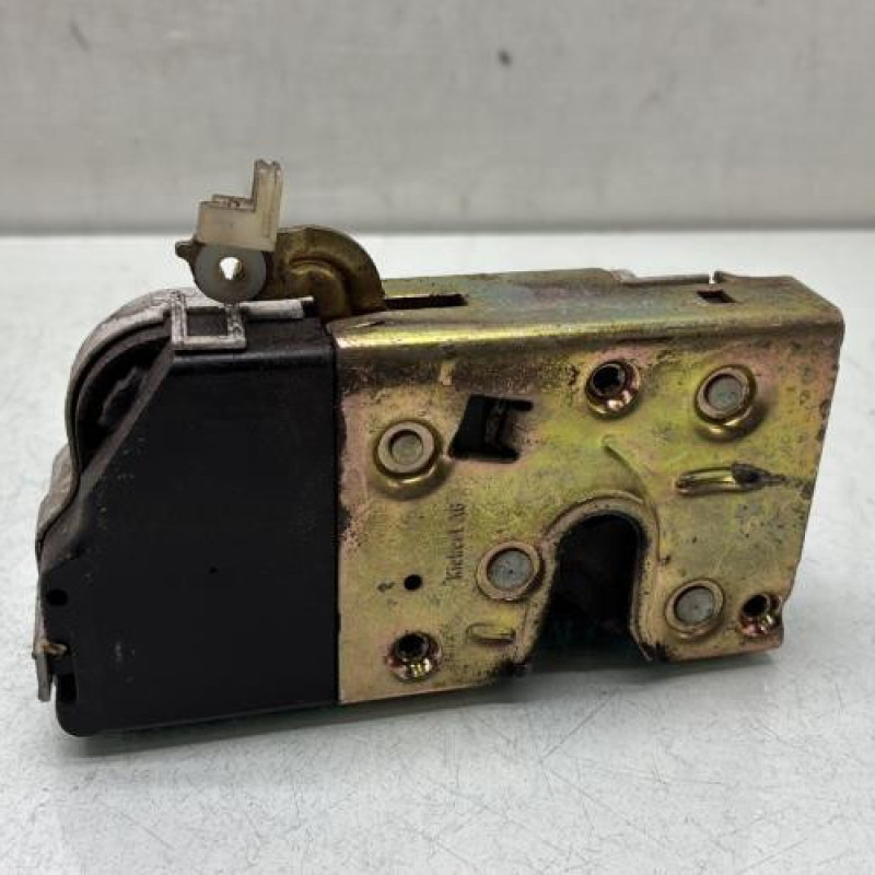 Serrure avant droit PEUGEOT 307 Photo n°1