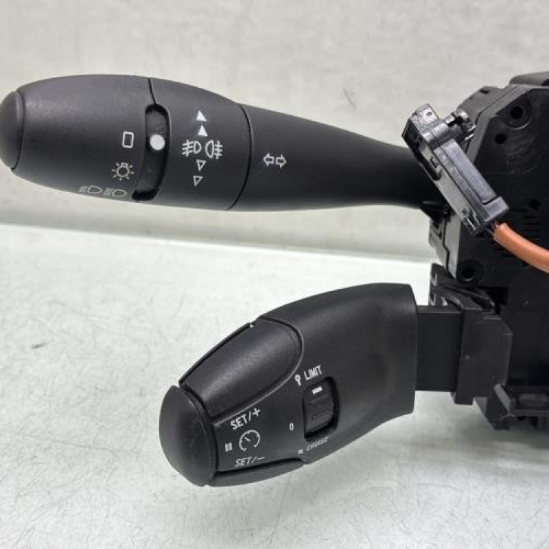 Com (Bloc Contacteur Tournant+Commodo Essuie Glace+Commodo Phare) PEUGEOT 407 Photo n°2