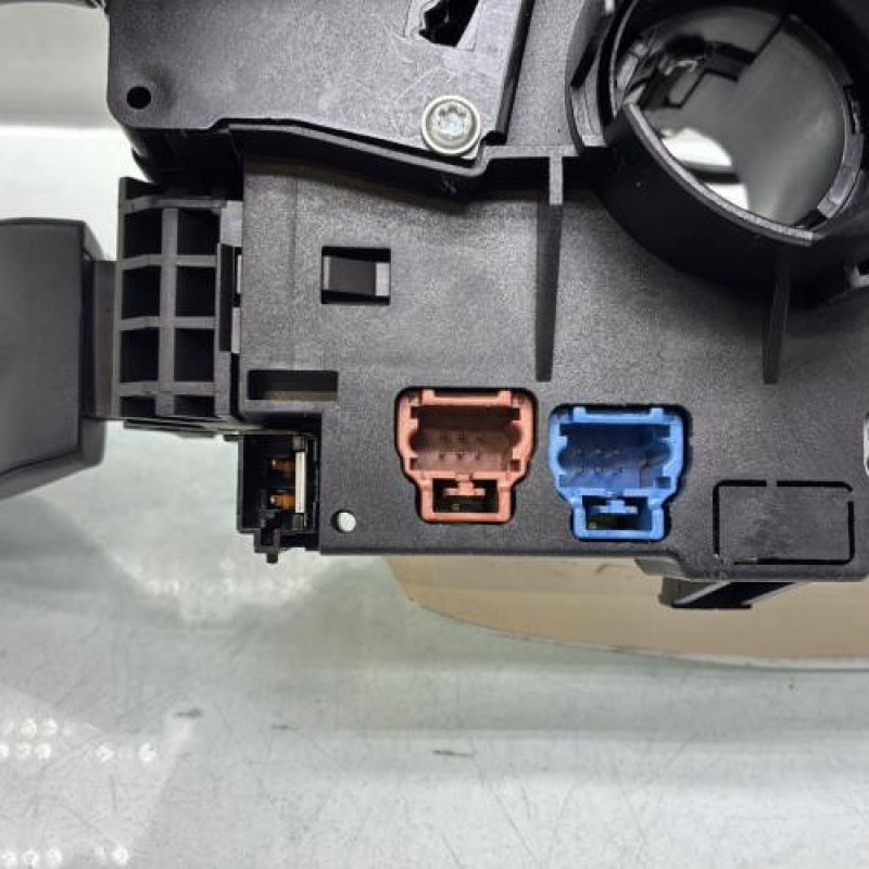 Com (Bloc Contacteur Tournant+Commodo Essuie Glace+Commodo Phare) PEUGEOT 407 Photo n°7