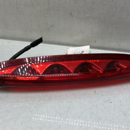 Feu arriere stop central PEUGEOT 208 1 Photo n°1