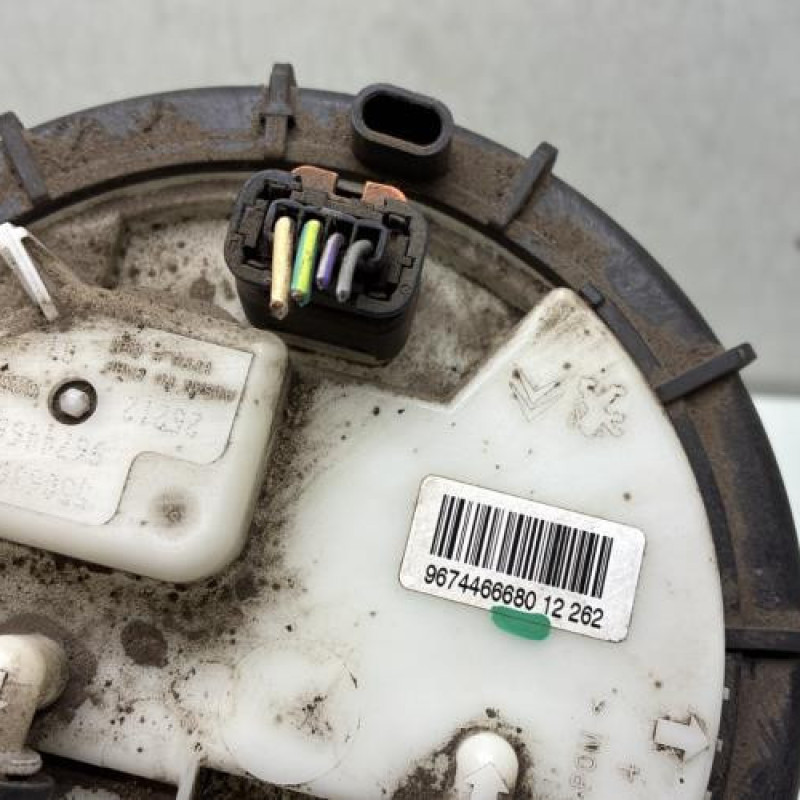 Pompe à carburant PEUGEOT 208 1 Photo n°2