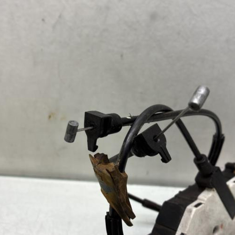 Serrure avant gauche PEUGEOT 207 Photo n°4