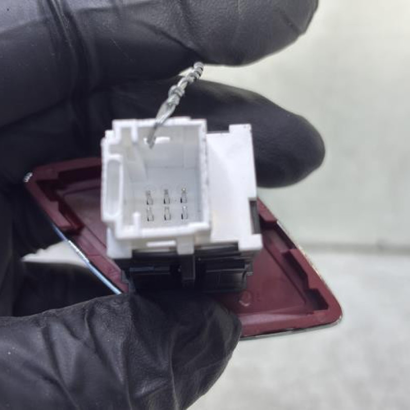 Bouton de warning CITROEN C3 2 Photo n°3