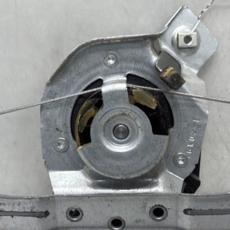 Leve vitre electrique avant gauche CITROEN C3 2 Photo n°9