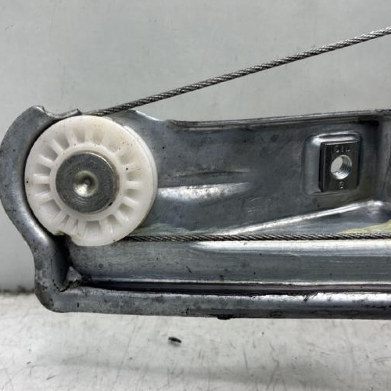 Leve vitre electrique avant gauche CITROEN C3 2 Photo n°10