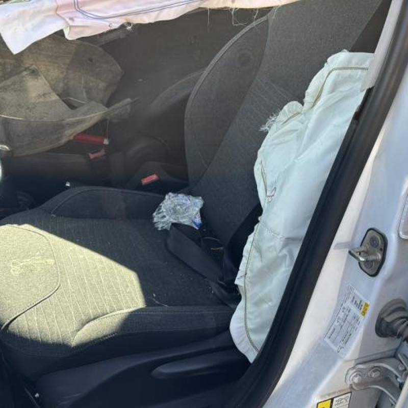 Serrure arriere droit CITROEN C3 2 Photo n°18