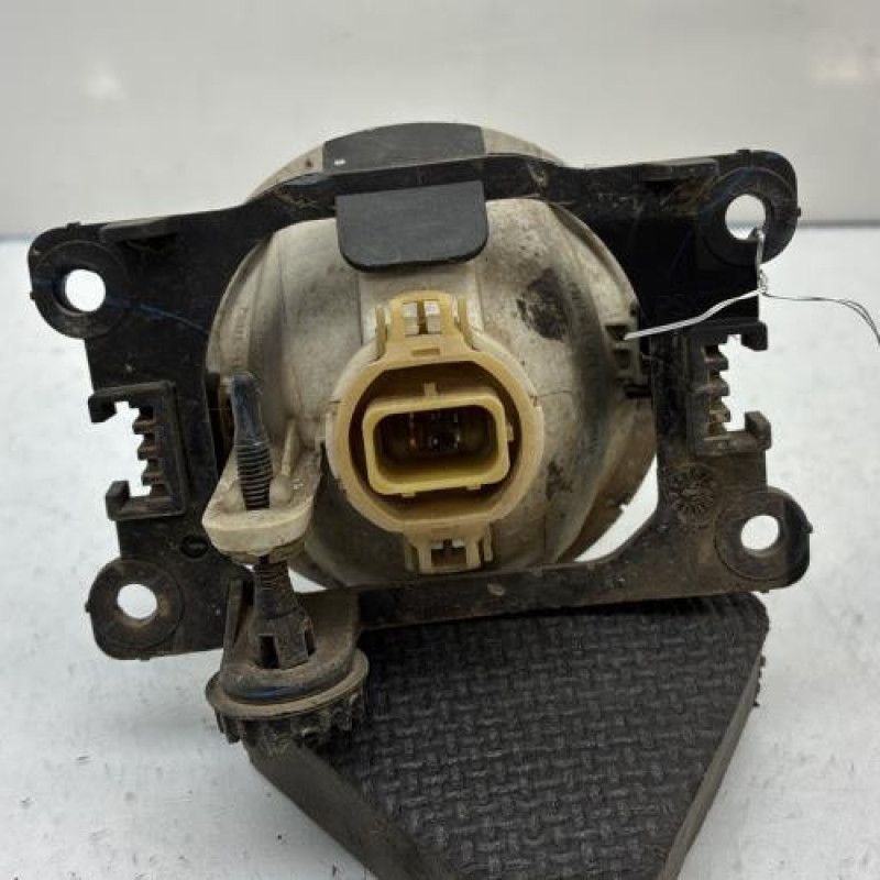 Anti brouillard gauche (feux) PEUGEOT 208 1 Photo n°2