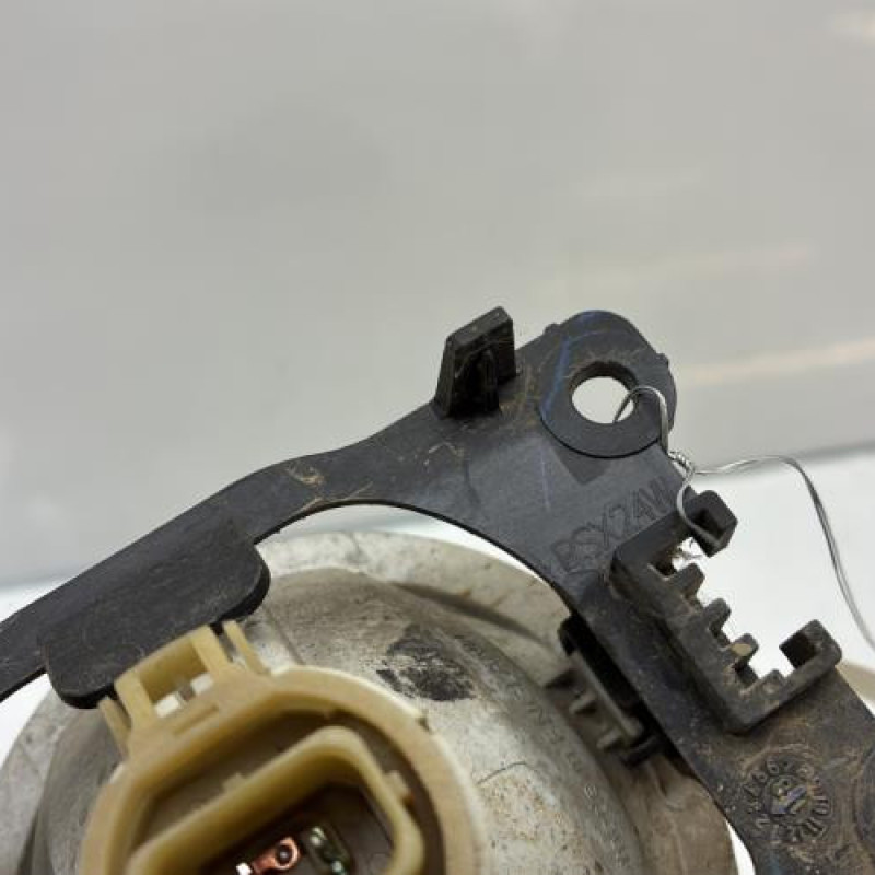 Anti brouillard gauche (feux) PEUGEOT 208 1 Photo n°4