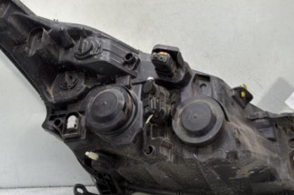 Optique avant principal gauche (feux)(phare) PEUGEOT 208 1