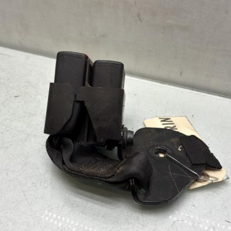 Attache ceinture arriere droit RENAULT CLIO 2