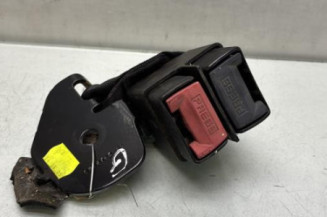 Attache ceinture arriere gauche RENAULT CLIO 2