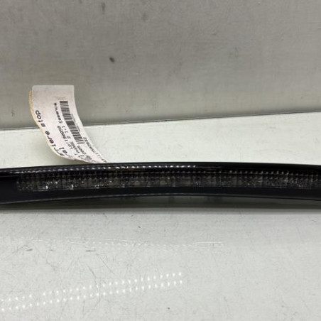 Feu arriere stop central RENAULT CLIO 2 Photo n°1