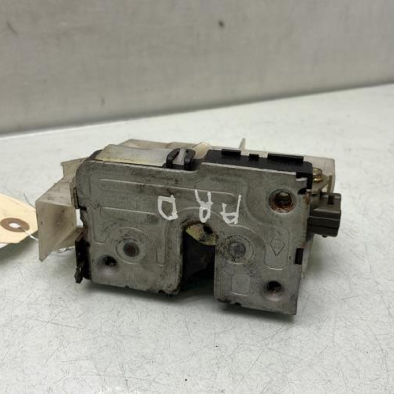 Serrure arriere droit RENAULT CLIO 2 Photo n°1