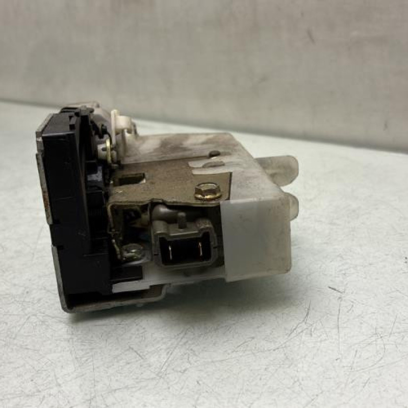 Serrure arriere droit RENAULT CLIO 2 Photo n°2