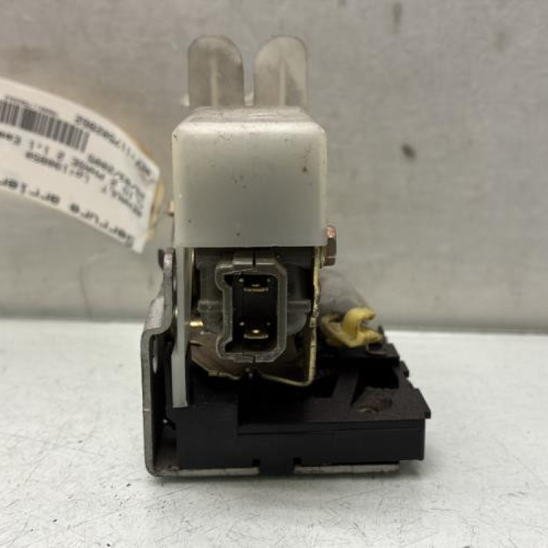 Serrure arriere gauche RENAULT CLIO 2 Photo n°4