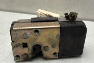 Serrure arriere gauche PEUGEOT 206 Photo n°1