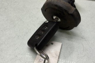 Bouchon de carburant PEUGEOT PARTNER 2 Photo n°1