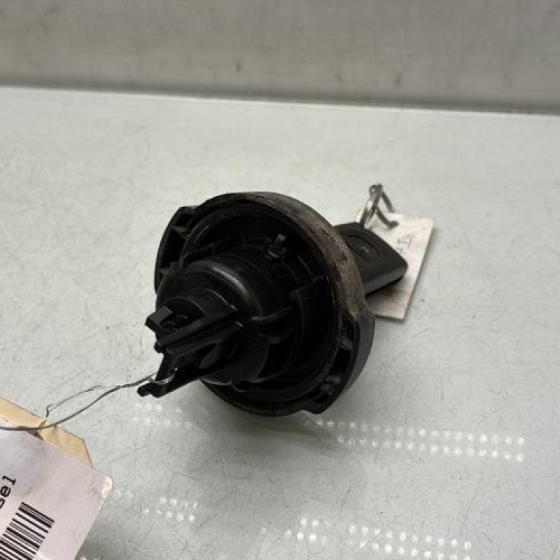 Bouchon de carburant PEUGEOT PARTNER 2 Photo n°3