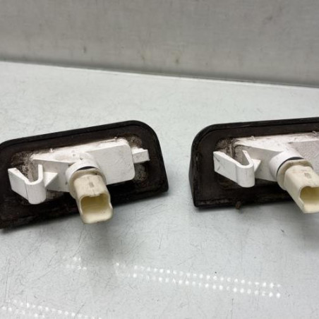 Eclairage de plaque PEUGEOT PARTNER 2