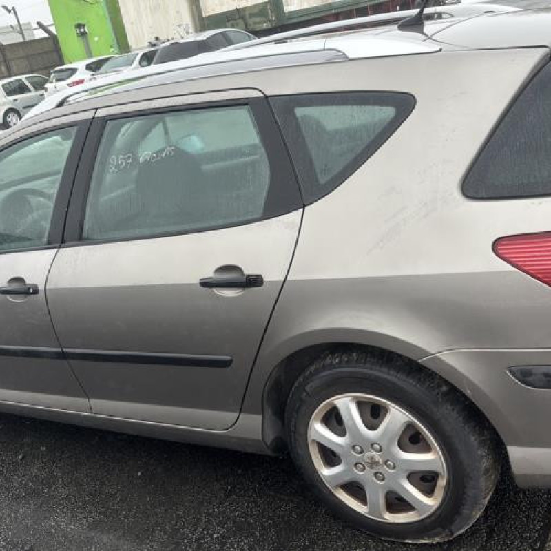 Pare choc arriere PEUGEOT 407 Photo n°14