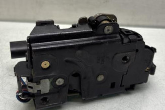 Serrure arriere gauche VOLKSWAGEN GOLF 4 Photo n°1