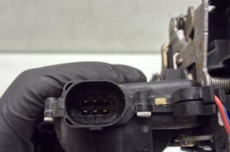 Serrure arriere gauche VOLKSWAGEN GOLF 4