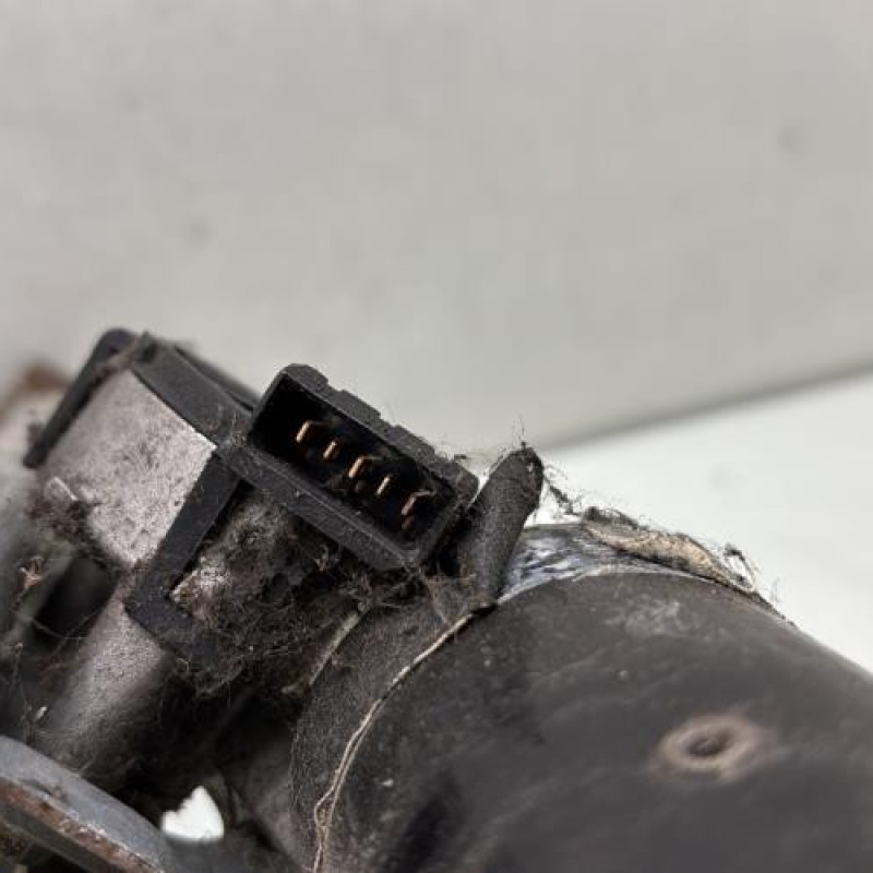 Moteur essuie glace avant VOLKSWAGEN GOLF 4 Photo n°6