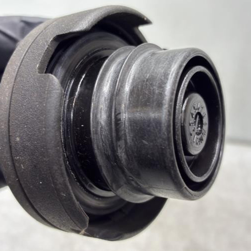 Bouchon de carburant VOLKSWAGEN POLO 5 Photo n°4