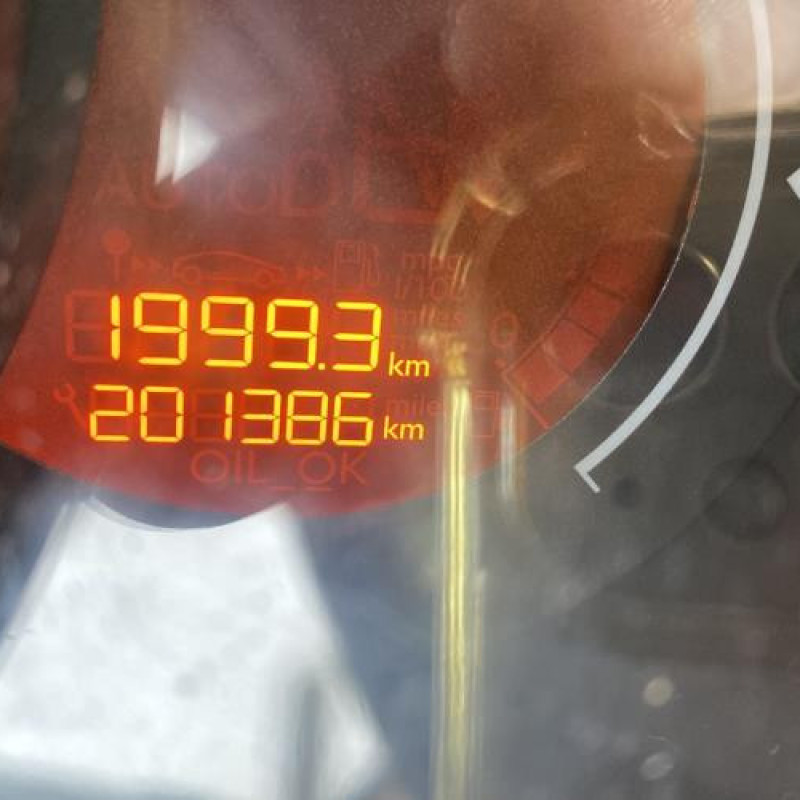 Feu diurne avant gauche CITROEN C3 2 Photo n°7