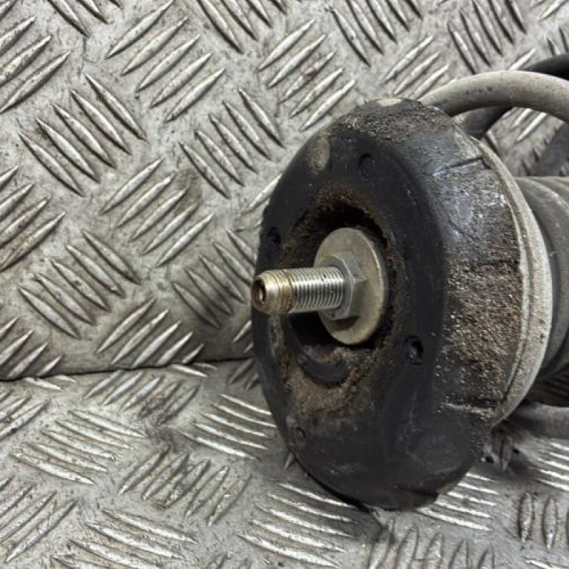 Amortisseur avant gauche CITROEN C3 2 Photo n°4