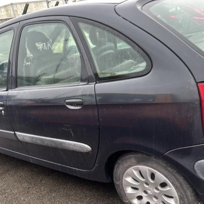 Pare choc arriere CITROEN XSARA PICASSO Photo n°14