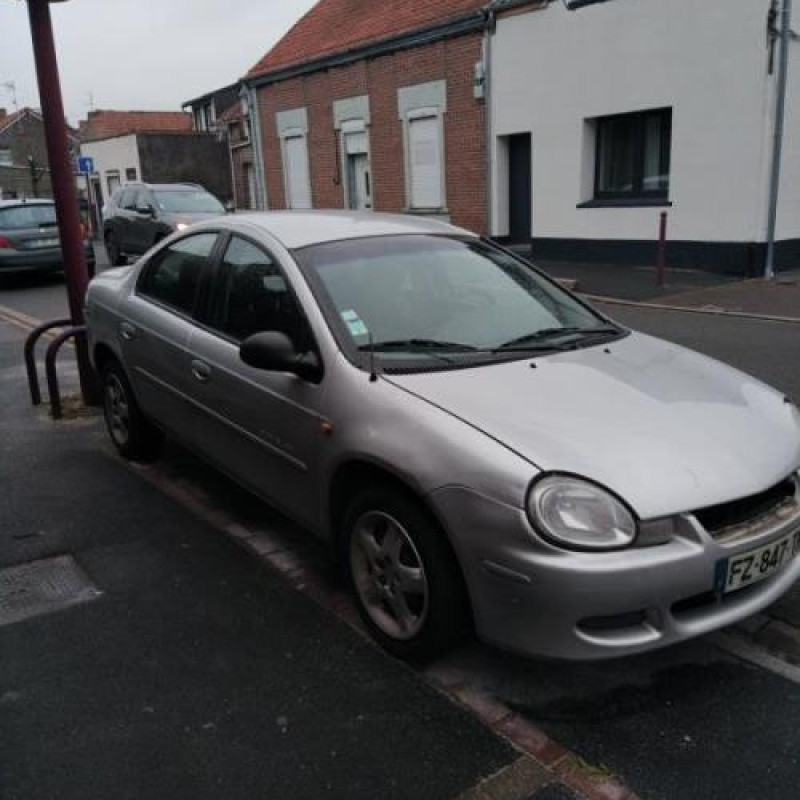Feu arriere principal gauche (feux) CHRYSLER NEON Photo n°6
