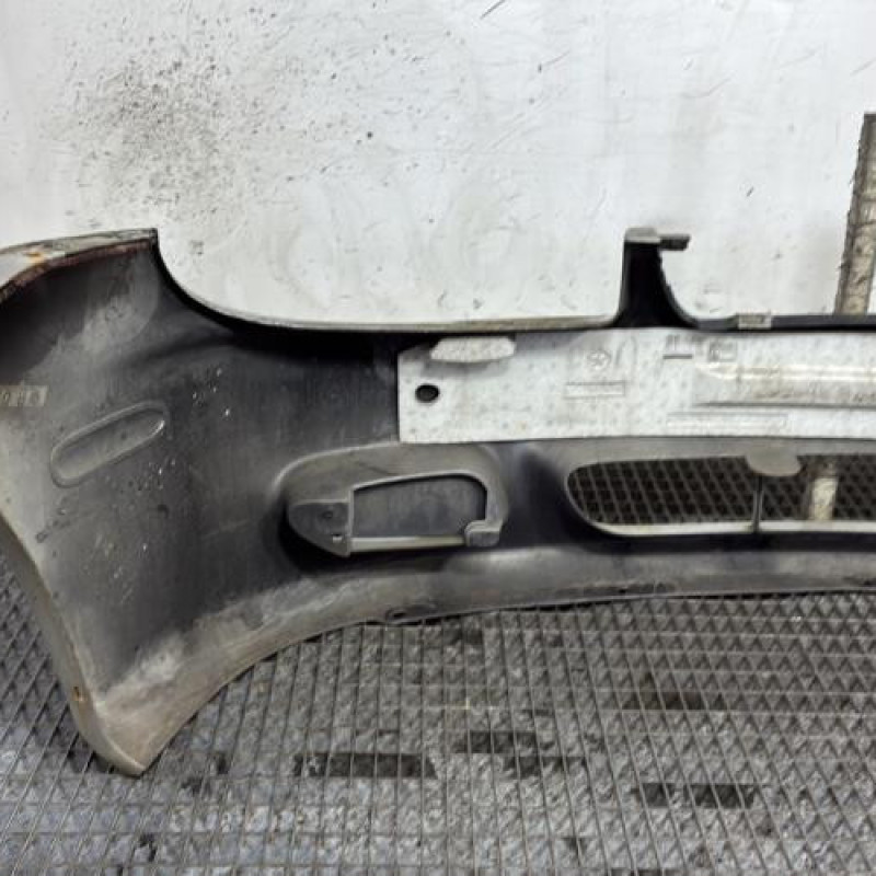 Pare choc avant CHRYSLER NEON Photo n°6