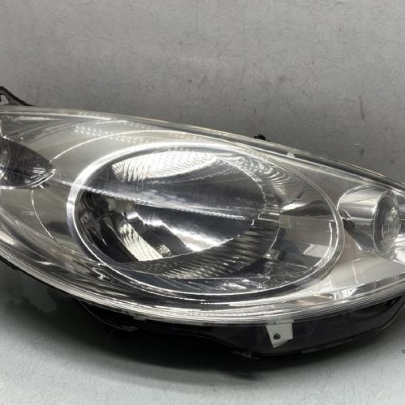 Optique avant principal droit (feux)(phare) PEUGEOT 1007 Photo n°1