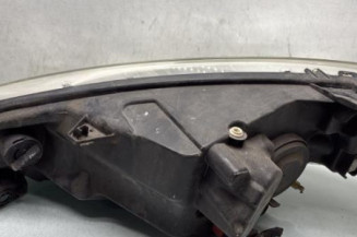 Optique avant principal droit (feux)(phare) PEUGEOT 1007