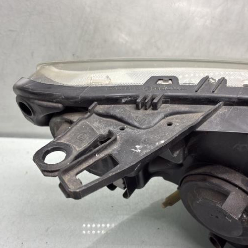 Optique avant principal gauche (feux)(phare) PEUGEOT 1007 Photo n°3