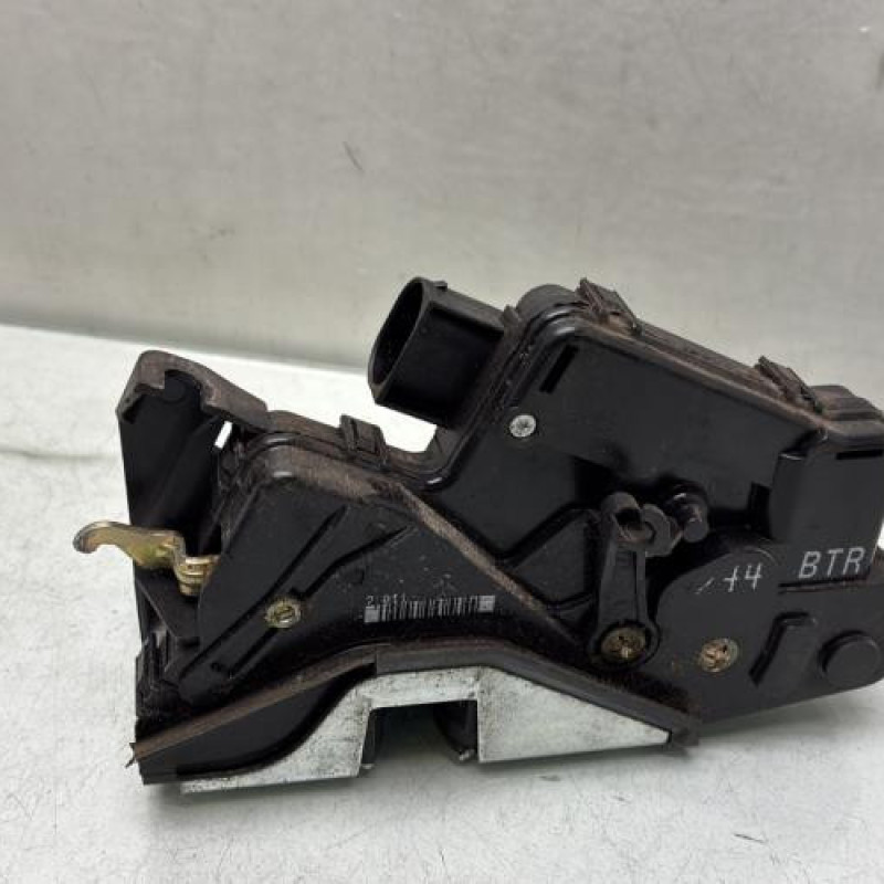 Serrure avant droit BMW SERIE 3 E46 Photo n°3