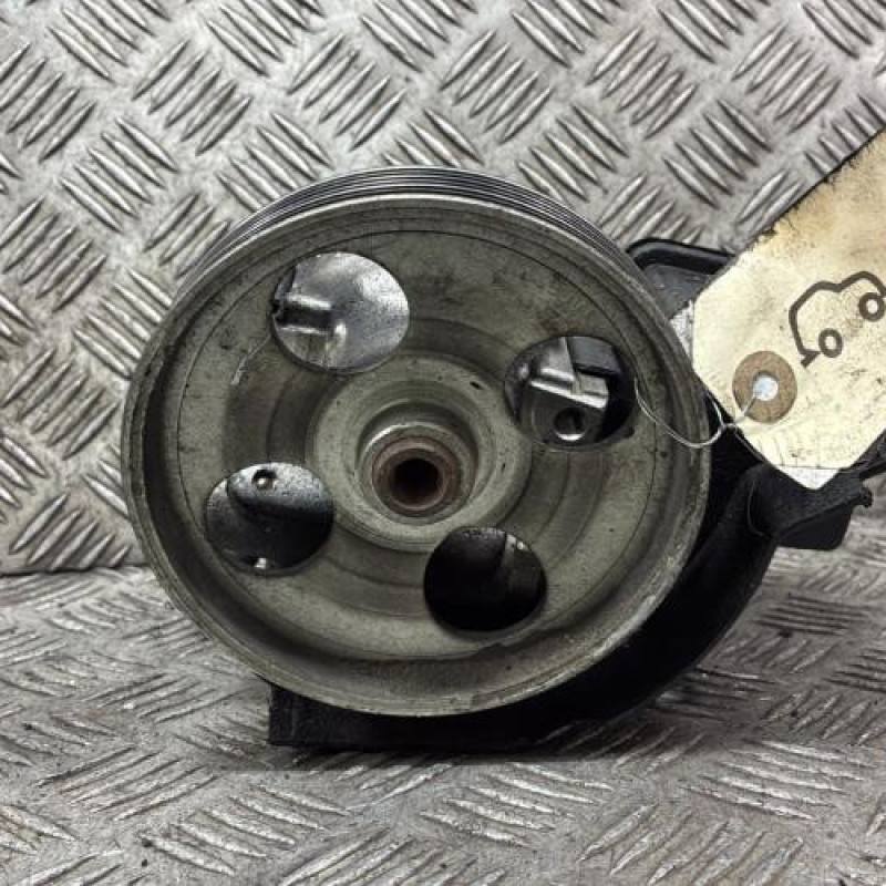 Pompe de direction PEUGEOT 206+ Photo n°3